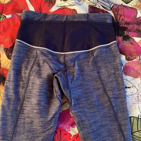 Lululemon Ride On Crop - Picture 4 of 11